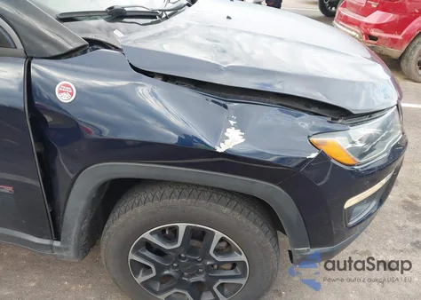 2019 Jeep Compass Trailhawk 4X4 from USA, damaged, VIN 3C4NJDDB4KT733311